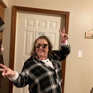 Meet your Posher, Ladonna